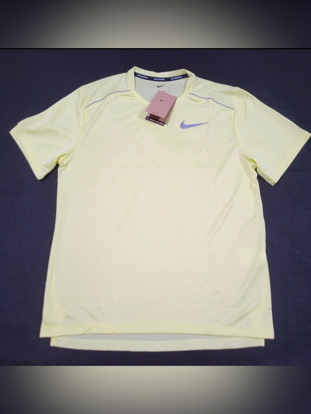 Nike Men’s Short Sleeve Tee in Pale Yellow with Gray Swoosh